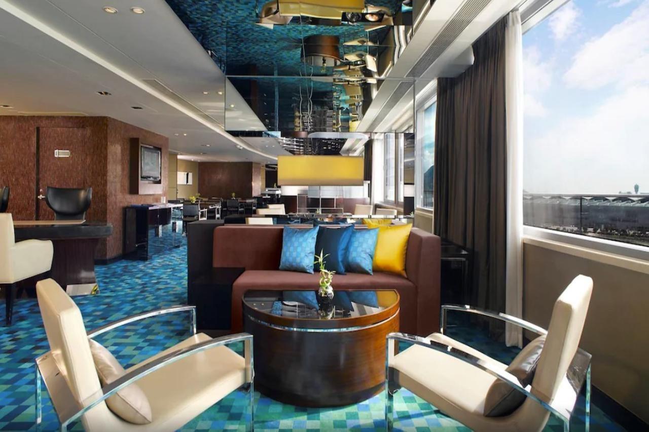 Hong Kong Skycity Marriott Hotel Exterior foto Club Lounge