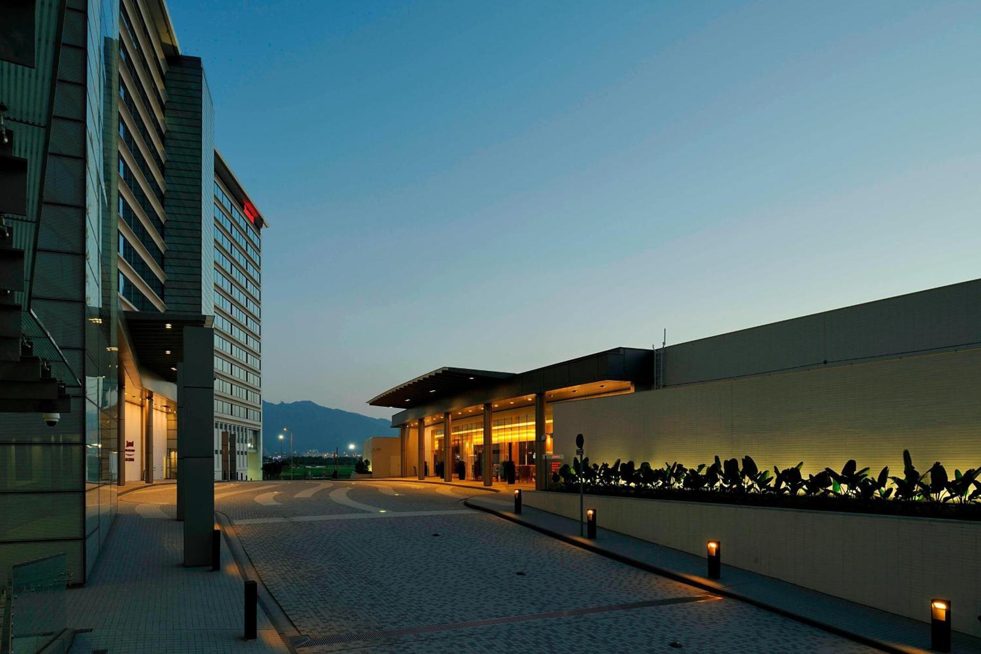 Hong Kong Skycity Marriott Hotel Exterior foto Hilton Athens